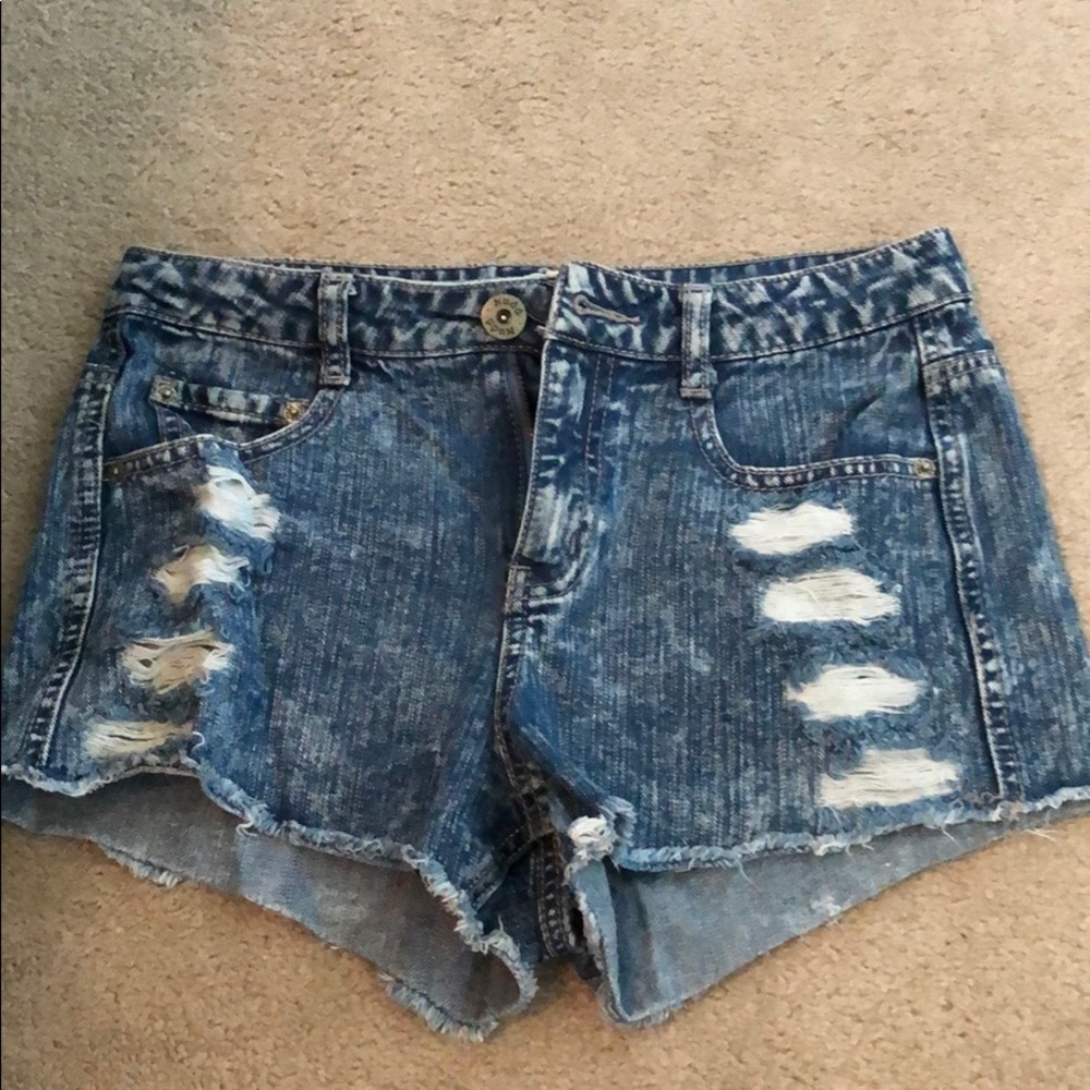 High waisted jeans shorts